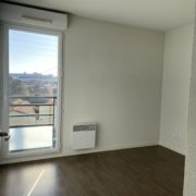 Bel appartement lumineux poche de Nantes à 2 minutes des commodités à st sébastien sur loire