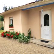 Jolie maison studio de 25m² dans une petite villa sécurisée