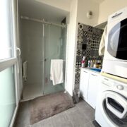 rare bel appartement de 4 pièces avec une grande terrasse et 2 emplacement de parking en sous-sol
